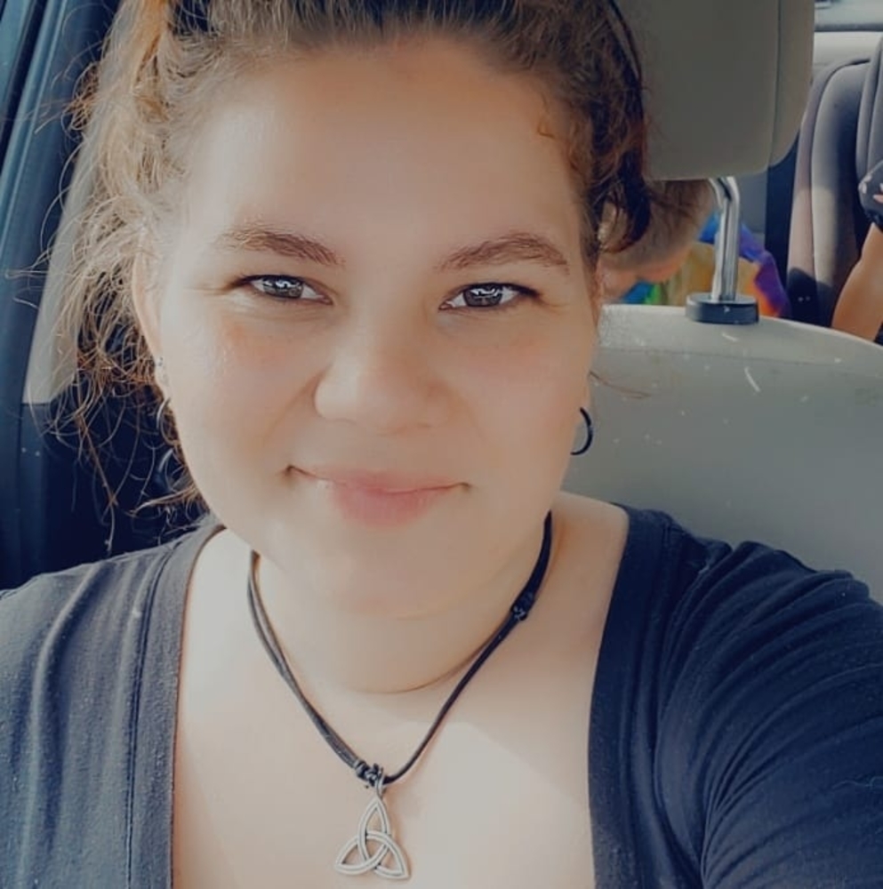 Meet your Posher, Leah